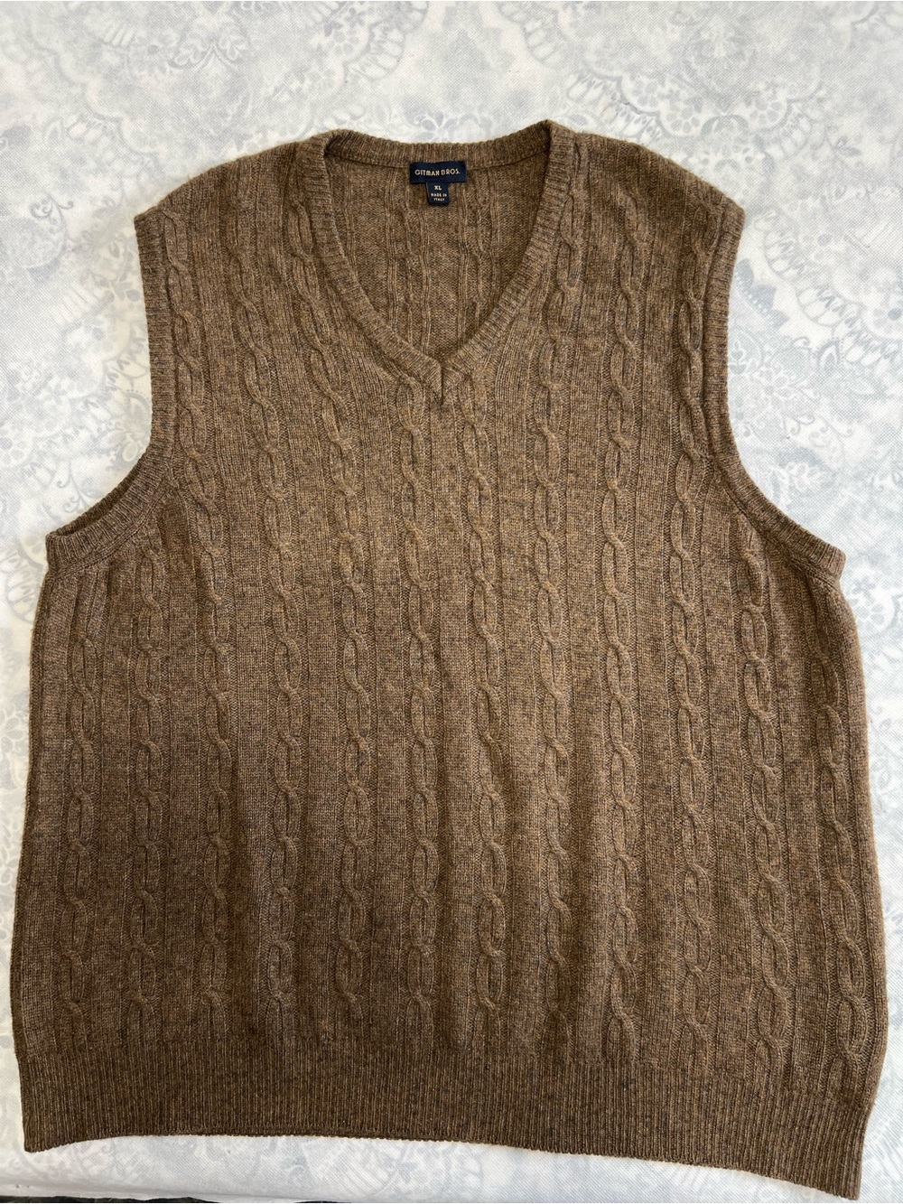 VTG Gitman Bros 100% Baby Camel Hair Sweater Vest XL Made in Italy Cable Ivy